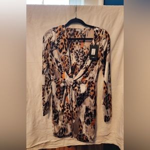 🦒 🐅 Fashion Nova NWT Animal print medium wrap dress